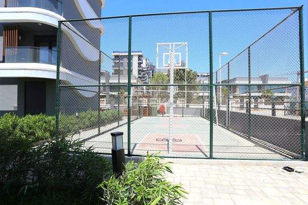 Apartments with Service to Mall in Antalya Altıntaş