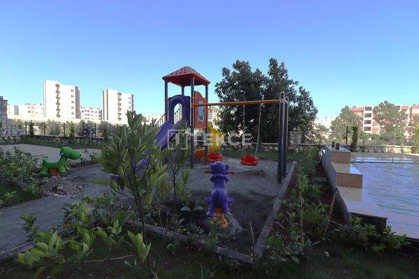 Investment Apartments in a Complex Near the Sea in Limonlu Mersin