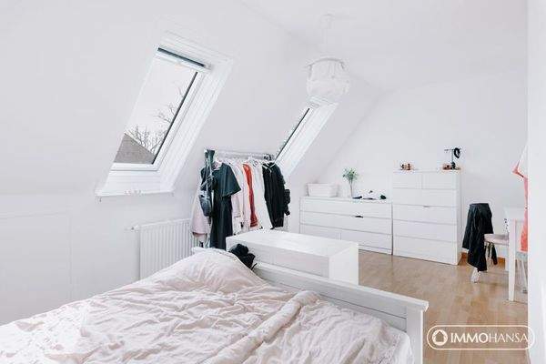 Schlafzimmer OG links