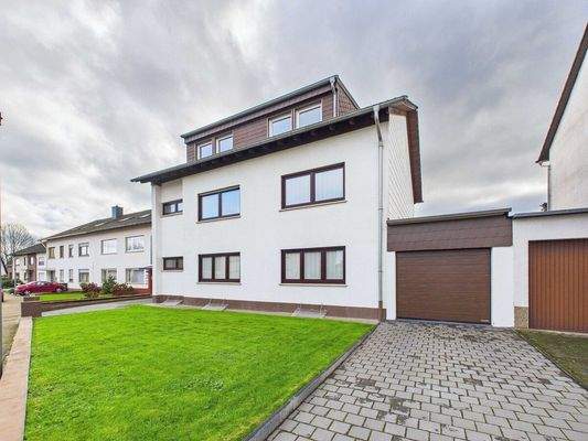 Dachgeschosswohnung in Roden-Nord 