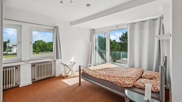 Schlafzimmer 2