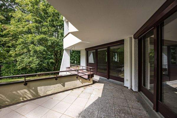 Großzügiger Süd-West Balkon