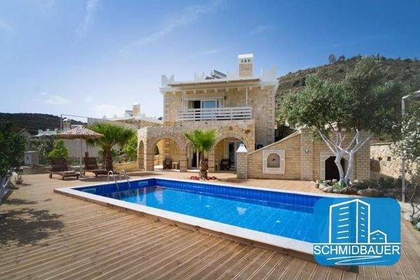 Kreta, Kamilari: Steinvilla mit Apartment und Blick auf den Kamilari-Hügel