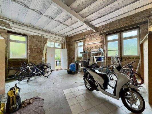 EG - Fabrik-Loft - 125qm - ca. 4m Rauhöhe