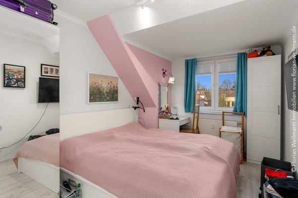 Schlafzimmer (12,63m²)