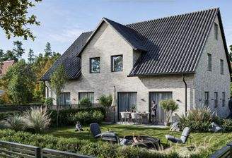 DoppelFamillienHaus_Ext Camera 003 .jpg