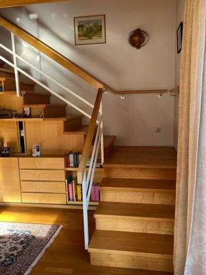 Treppenaufgang OG.JPEG