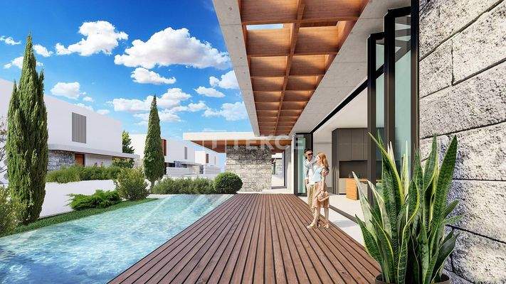 Detached Villas with Pools and Gardens in North Cyprus Girne