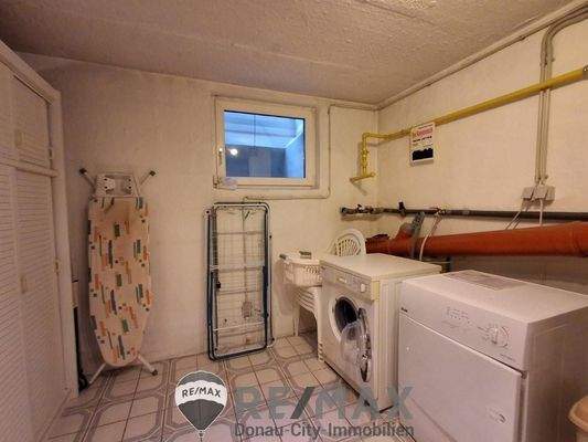 26 Waschküche Keller RH 1230