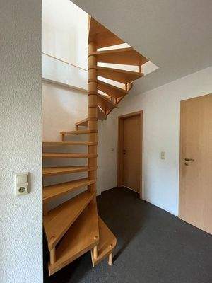 Raumspartreppe nach Oben