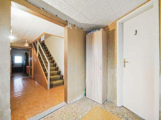 Eingangsbereich 2 b (EG)-2