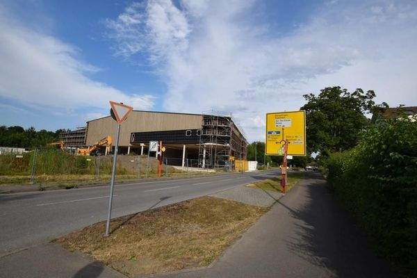 Neues Edeka-Einkaufszentrum