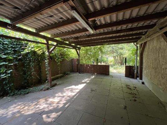 Überdachte Terrasse