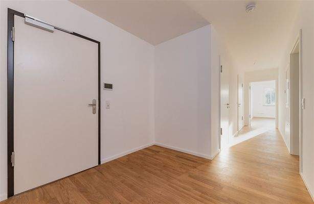 Wohnungseingang & Flur