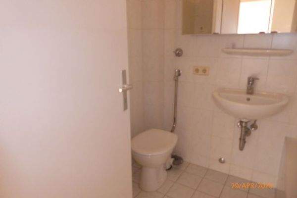 Bad mit Waschmaschinen-Anschluss