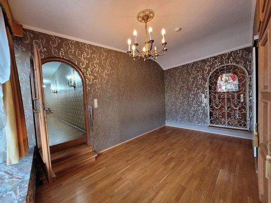 Durchgangszimmer (1/2 Zimmer)