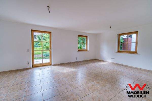 Großzügiger heller Wohnbereich