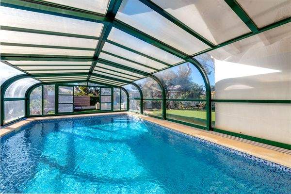 Wandelbarer Indoor-Outdoorpool