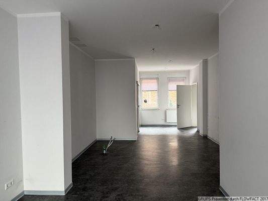 Innenansicht zum Hof leer