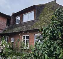 Hausansicht mit Dachgaube