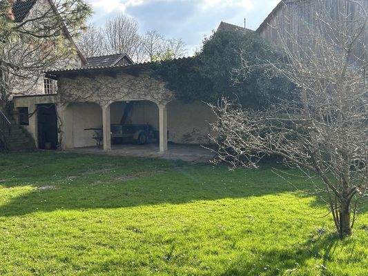 Carport / Abstellraum