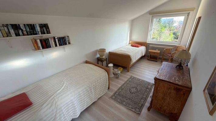 Kinderzimmer - Büro 2 OG