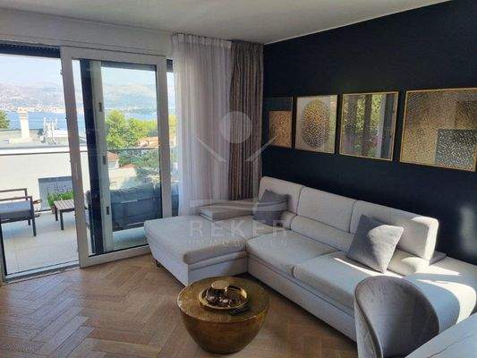  Komfortable & möblierte Penthousewohnung