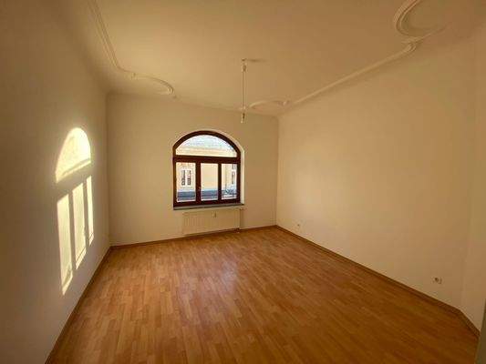 Werdauer_Zimmer mit Stuck