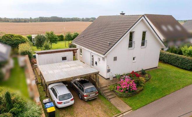 Außenansicht Straßenseite