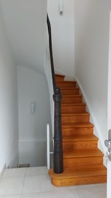 Hinterhaus Treppenhaus 3.jpg