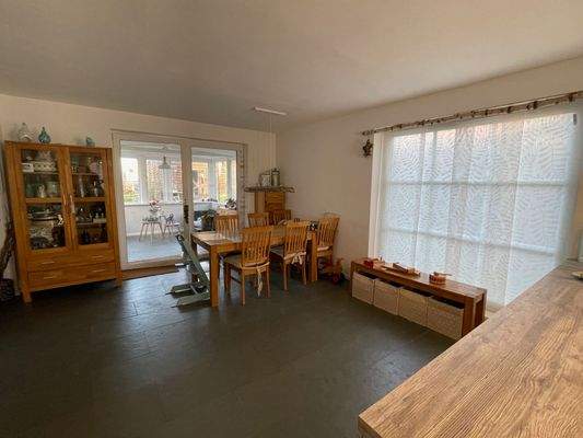 Essbereich u Wintergarten HH