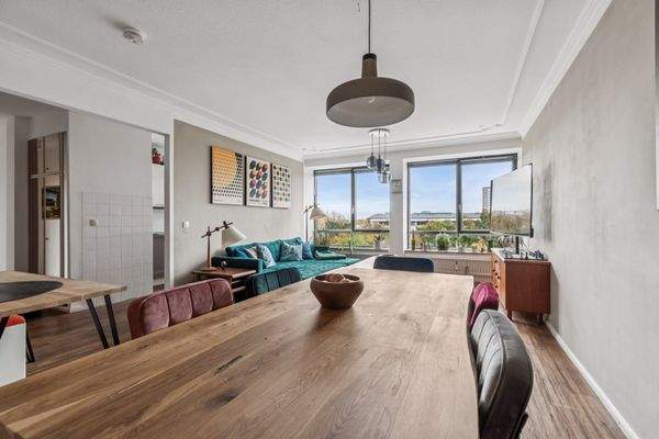 Großzügiger Wohn- und Essbereich