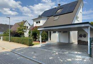 Haus mit Carport
