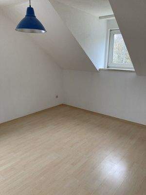 26-03-25 14-54-38 5479