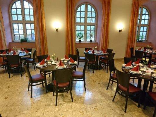 Speisesaal_4 Kopie.jpg