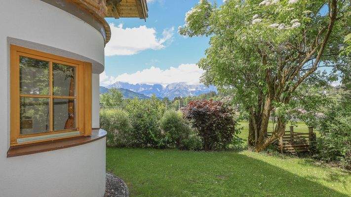KITZIMMO-Gepflegtes Einfamilienhaus mit Kaiserblick kaufen - Immobilien Kitzbühel.