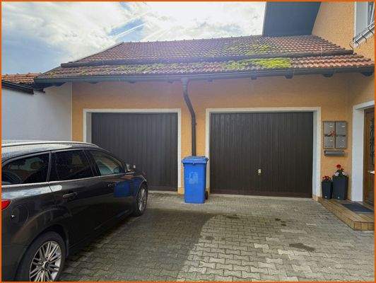 Garagen und Stellplätze