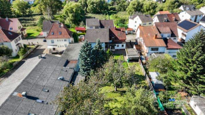 Luftbild - Garten-Hausrückseite
