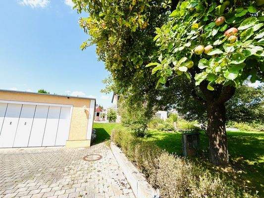 Ihre Doppelgarage mit Zufahrt