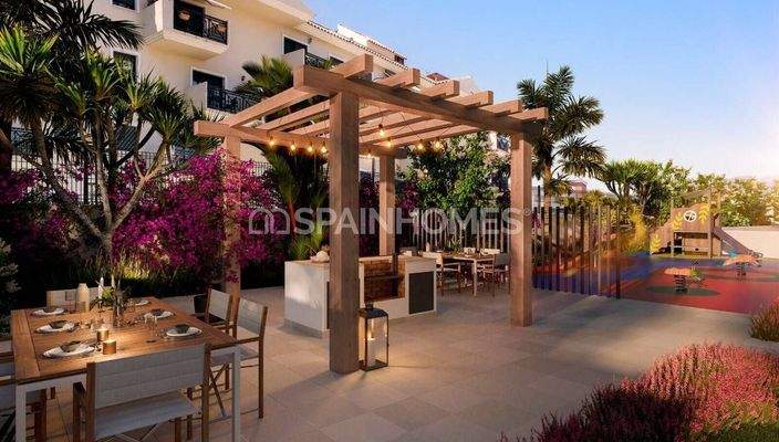 Chic Properties in a Complex with Pool in Estepona