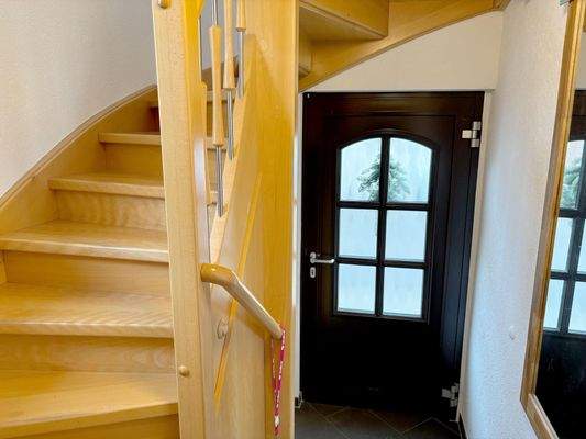 Hauseingang / Treppenhaus