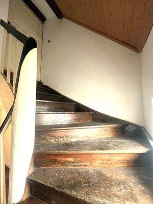 35. Trepppe OG zu DG