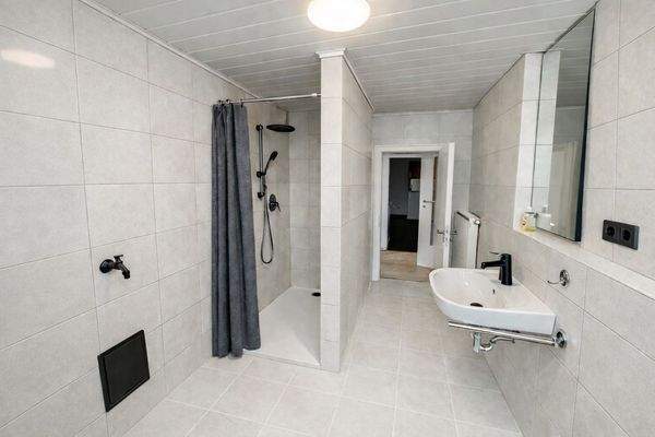 Bad mit Dusche - Vision