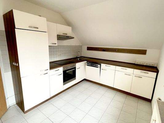 Küche mit EBK 1. OG