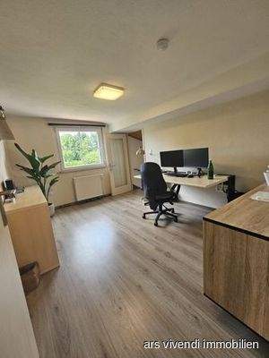 Büro /Ankleide kl. Haus