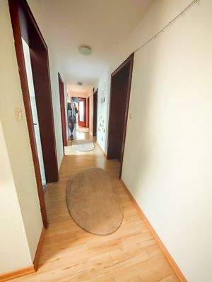 Wohnung DG Links Flur
