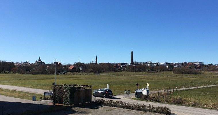 Blick vom Balkon in Richtung Stadt
