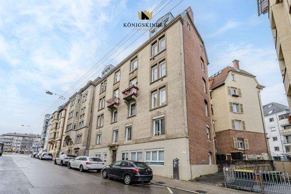 Haus - Wohnung im 2. Stock links