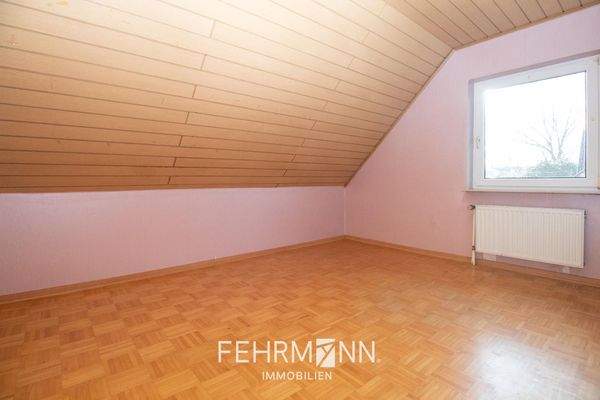 Dachgeschoss-Kinderzimmer-1