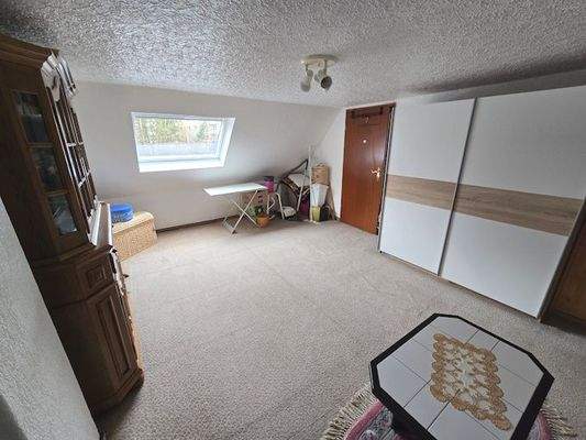 OG Schlafzimmer 2 Bild 3.jpg